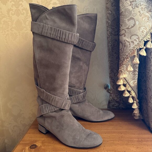 TE CASAN NY Limited Edition Beige Suede Knee-High Boots Size EU 39/ US 8.5 - Picture 1 of 9